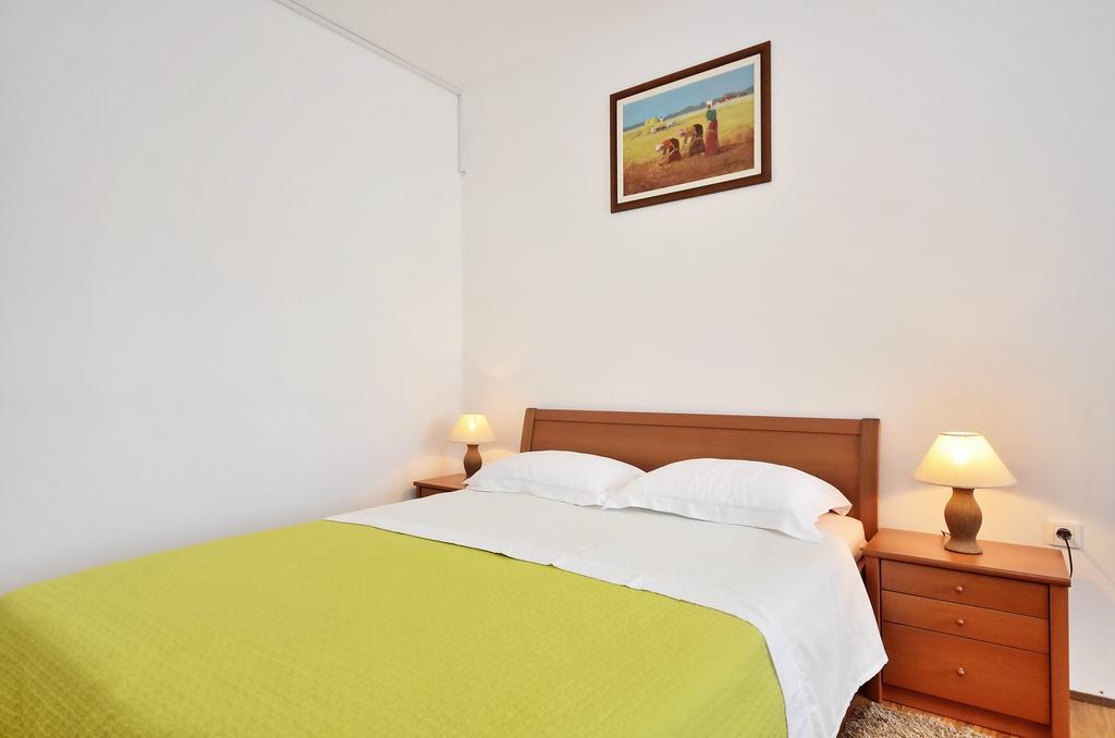 ميميتسا Apartments Vukasovic الغرفة الصورة